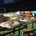 Bed & Breakfast Theo Et Marion Ostal - & Yoga Lahontan