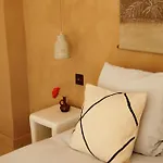 Bed & Breakfast Theo Et Marion Ostal - & Yoga 3*