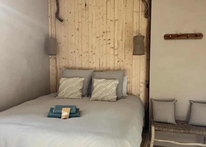 Maison D'hôtes&yoga, Théo&marion Ostal Lahontan